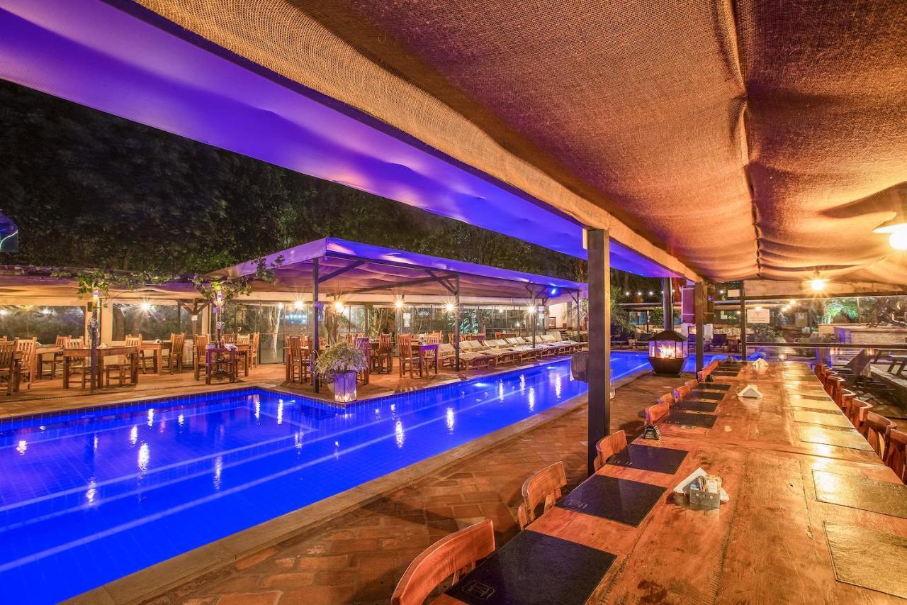 Hotel Villa Lobos Extrema Exterior foto