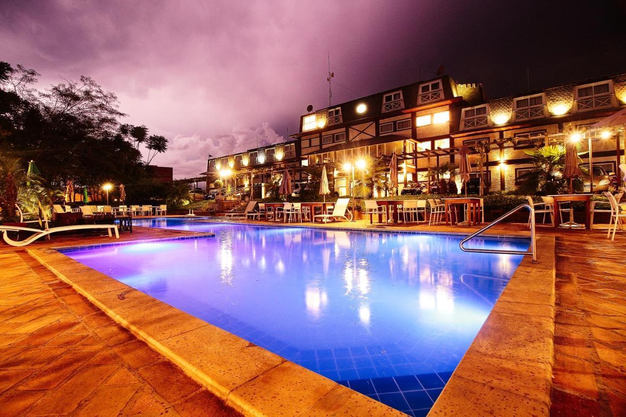 Hotel Villa Lobos Extrema Exterior foto